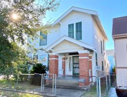 901 Winnie Street