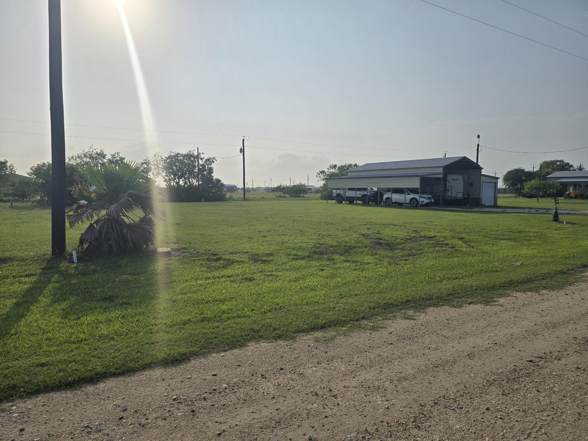 Image 2: Left-side view Lot 7-8