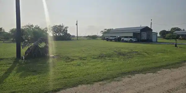 Image 2: Left-side view Lot 7-8