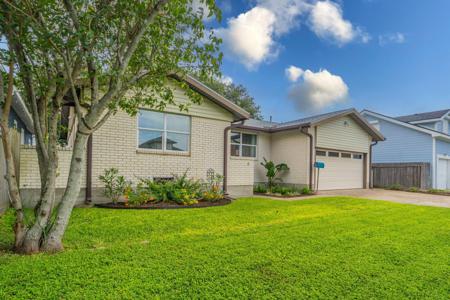 4110 Avenue Q 1/2