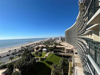 5220 Seawall Boulevard