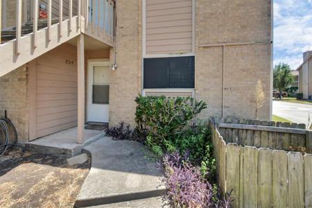1505 Ward Road