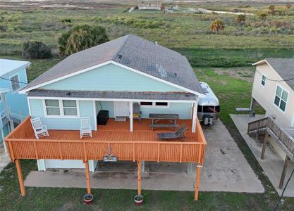 541 Beachfront Drive