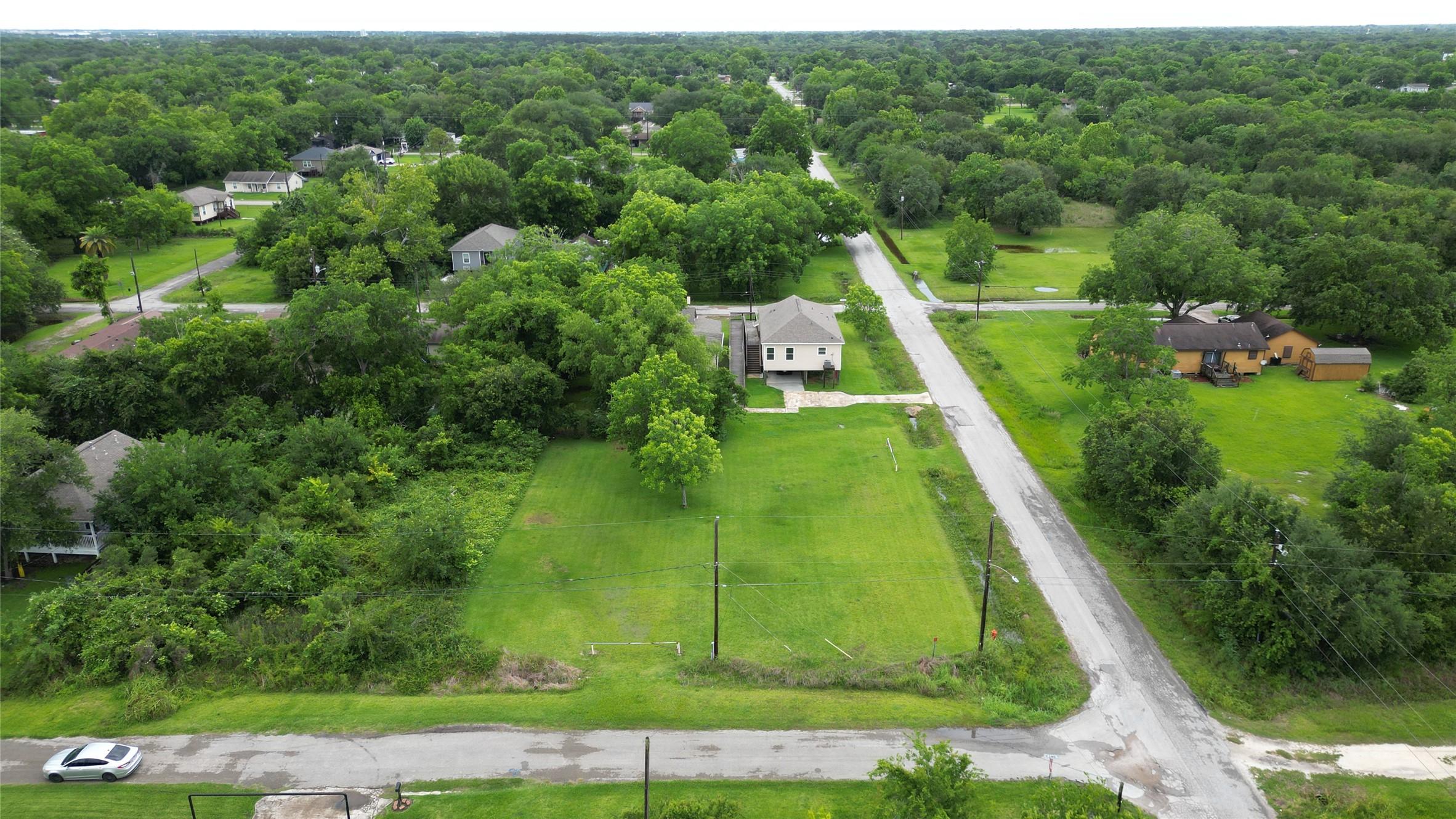 Image 3: Corner of Mike and Lewis Rd