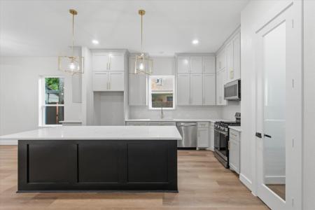 415 S 2nd Street