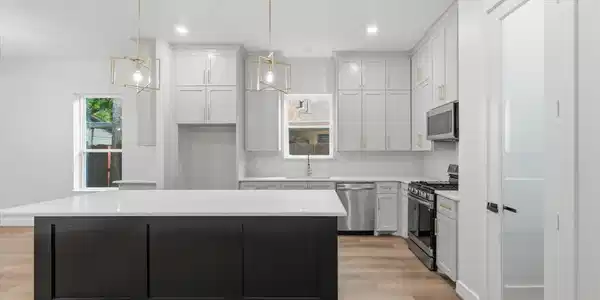 415 S 2nd Street