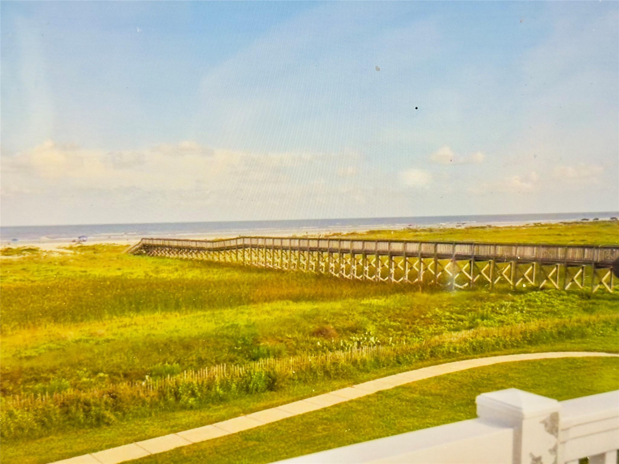 Image 3: Pointe West is one of the most established beach c