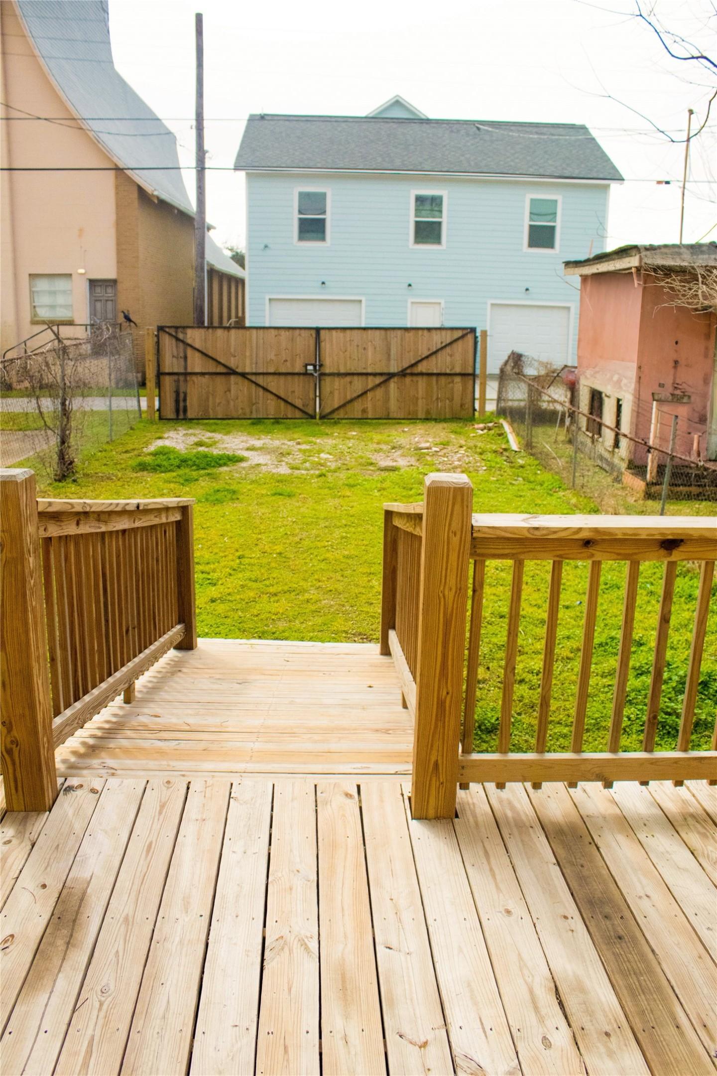 Image 2: Back view from kitchen
