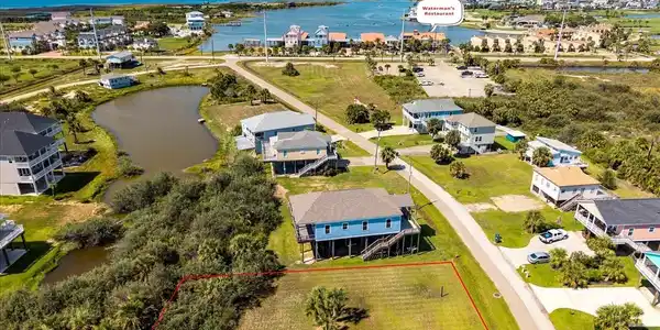 Image 3: Lot 13. Red boundary lines are approximate. Please