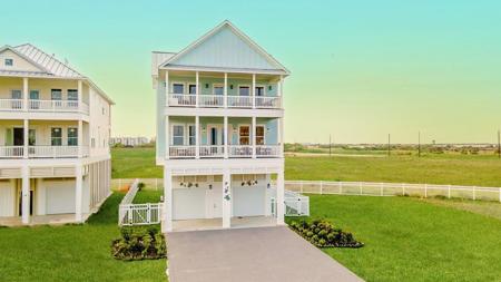 32 Grand Beach Boulevard