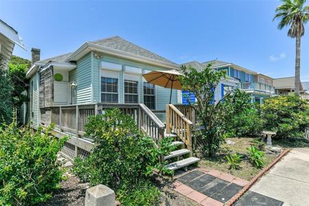 1418 Avenue N 1/2