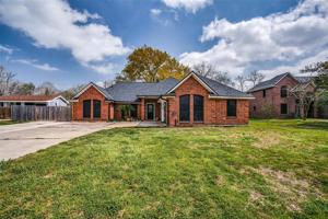 2215 Magnolia Bend