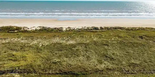 Image 2: SEASIDE ESTATES LOT 4 on County Land