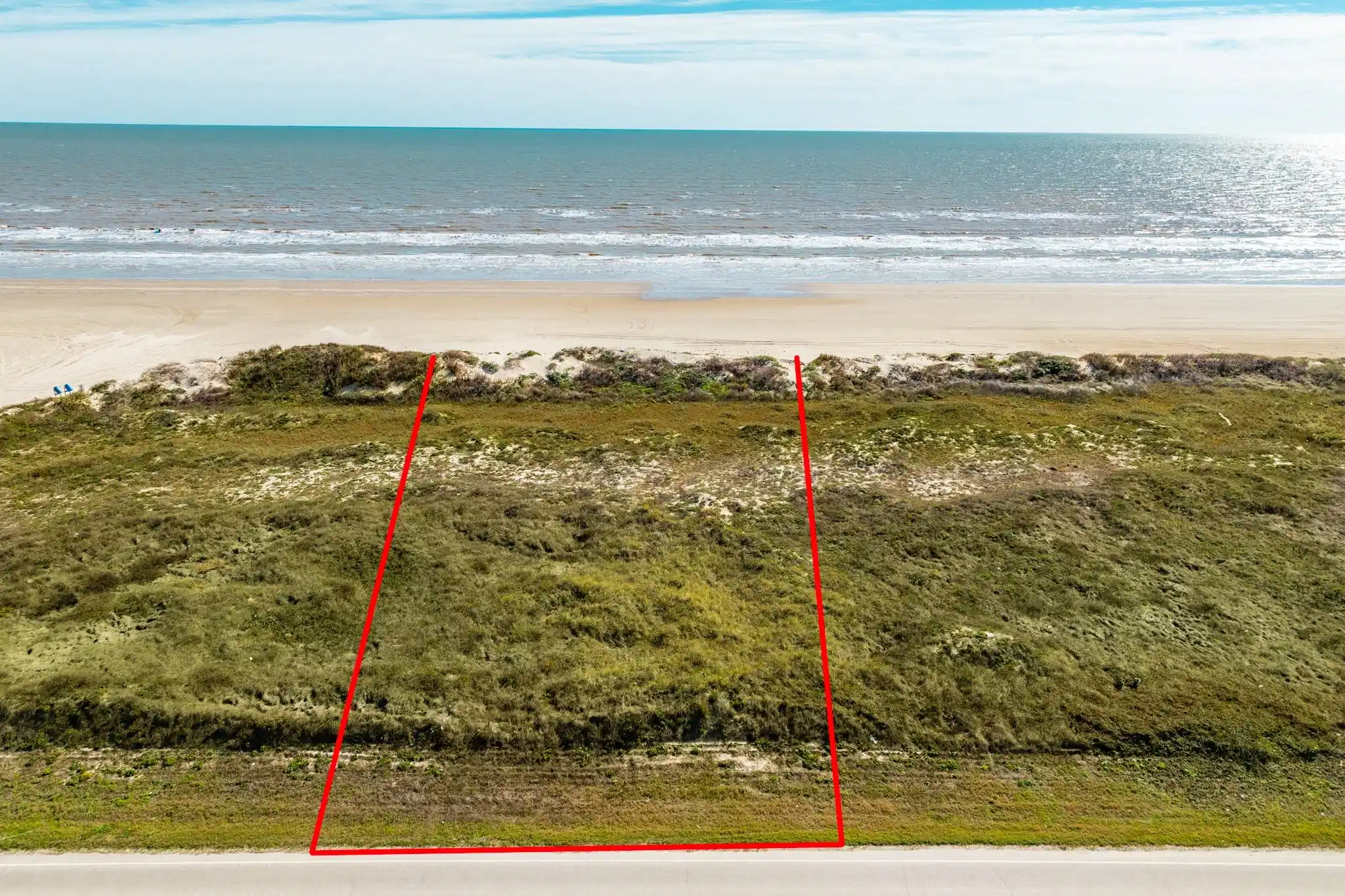 Image 1: SEASIDE ESTATES LOT 5 - Lot lines are approximate.