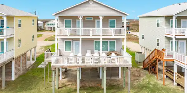Image 2: Front Exterior &ndash; Beachfront home with dual covered