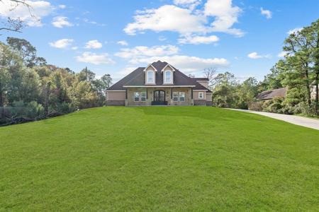 1003 Shore Acres Boulevard