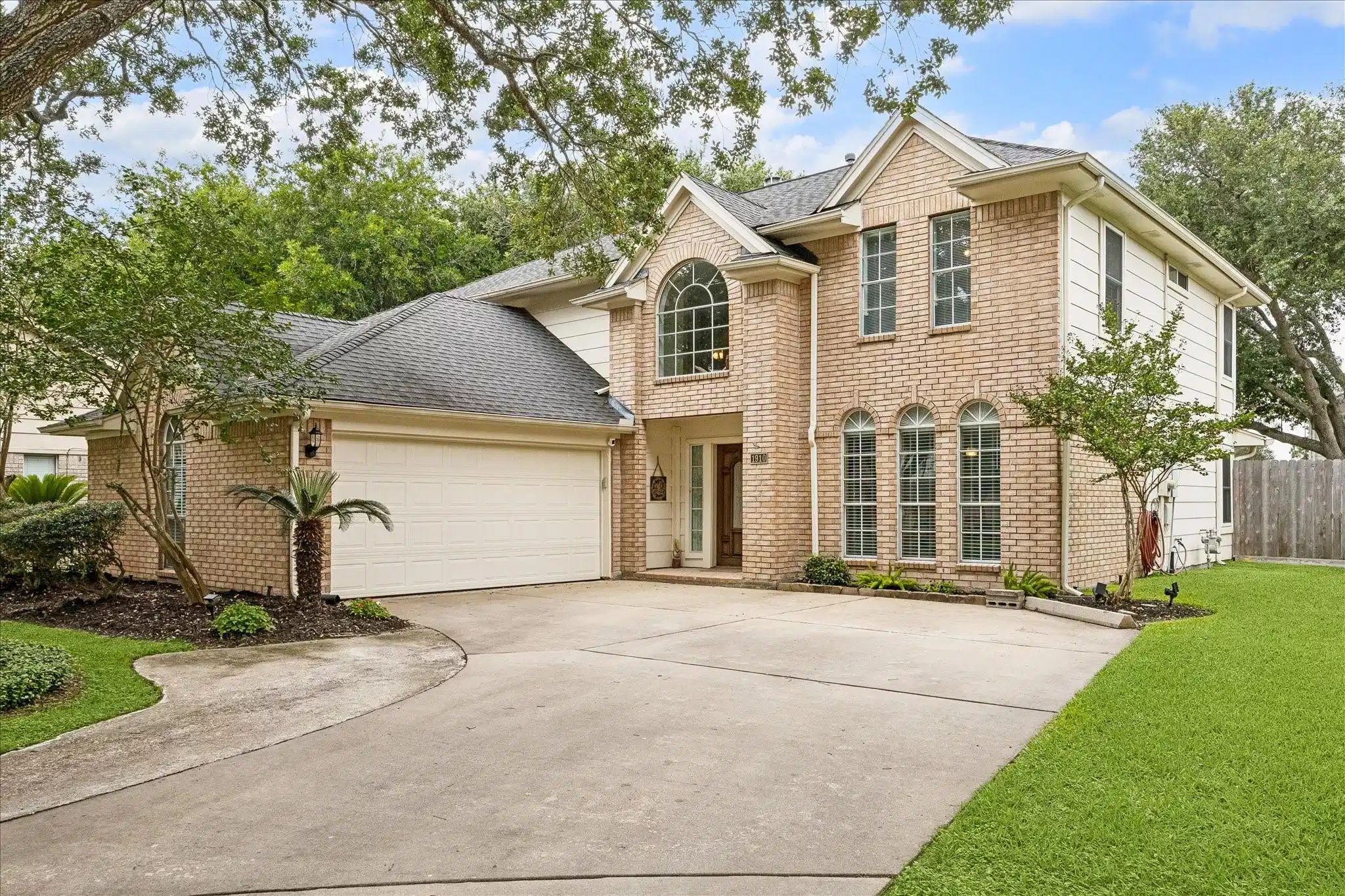 Image 1: Welcome to 1910 Lori Ct