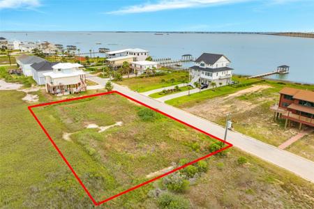 9115 W Bay Road
