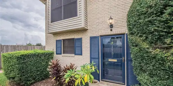 1701 San Sebastian Lane