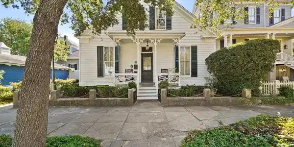 1107 Church Street