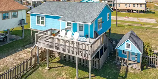 902 Treaty Drive