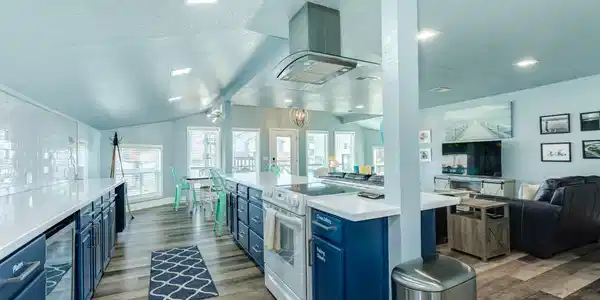 Image 2: Kitchen &ndash; Open Layout View &ndash; Wide-angle perspectiv