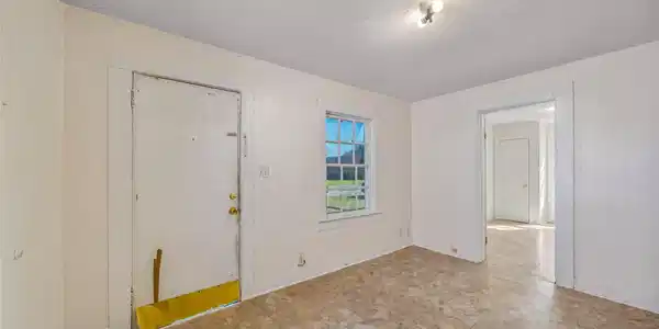Image 3: Nice, open and airy.