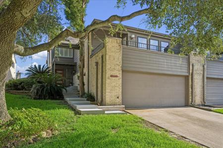 2811 Lighthouse Drive
