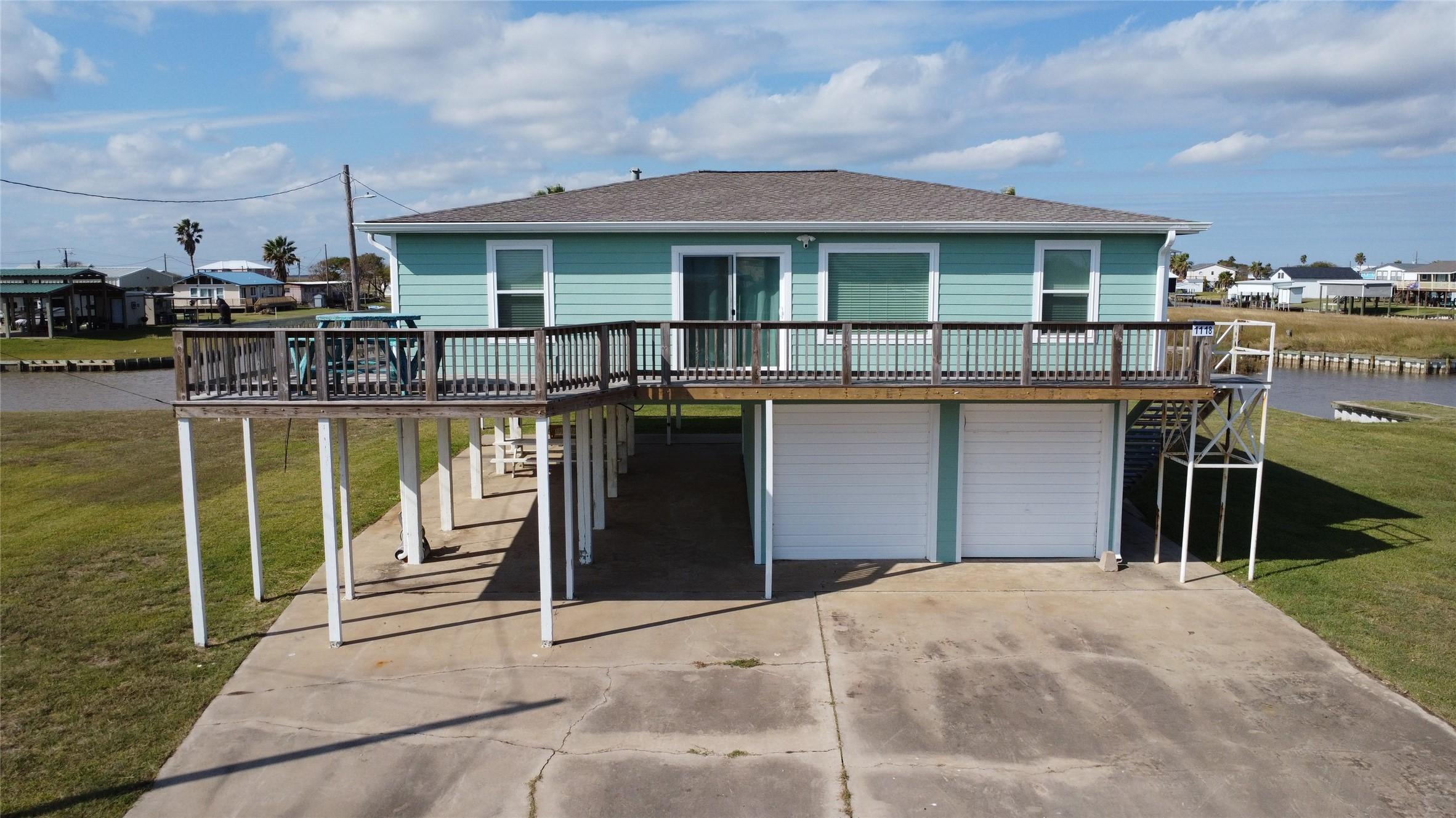 Image 1: Welcome home to 1118 Dolphin Way/CR 204!