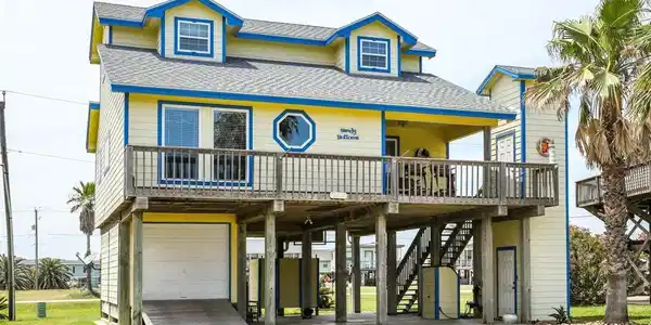 208 Seashell Drive