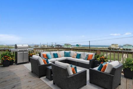 2031 Bluewater Hwy