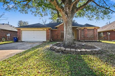 2914 Overland Trail