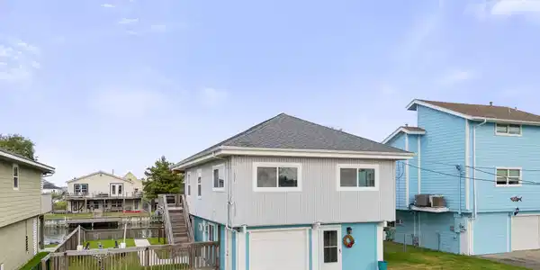 66 Tarpon Street