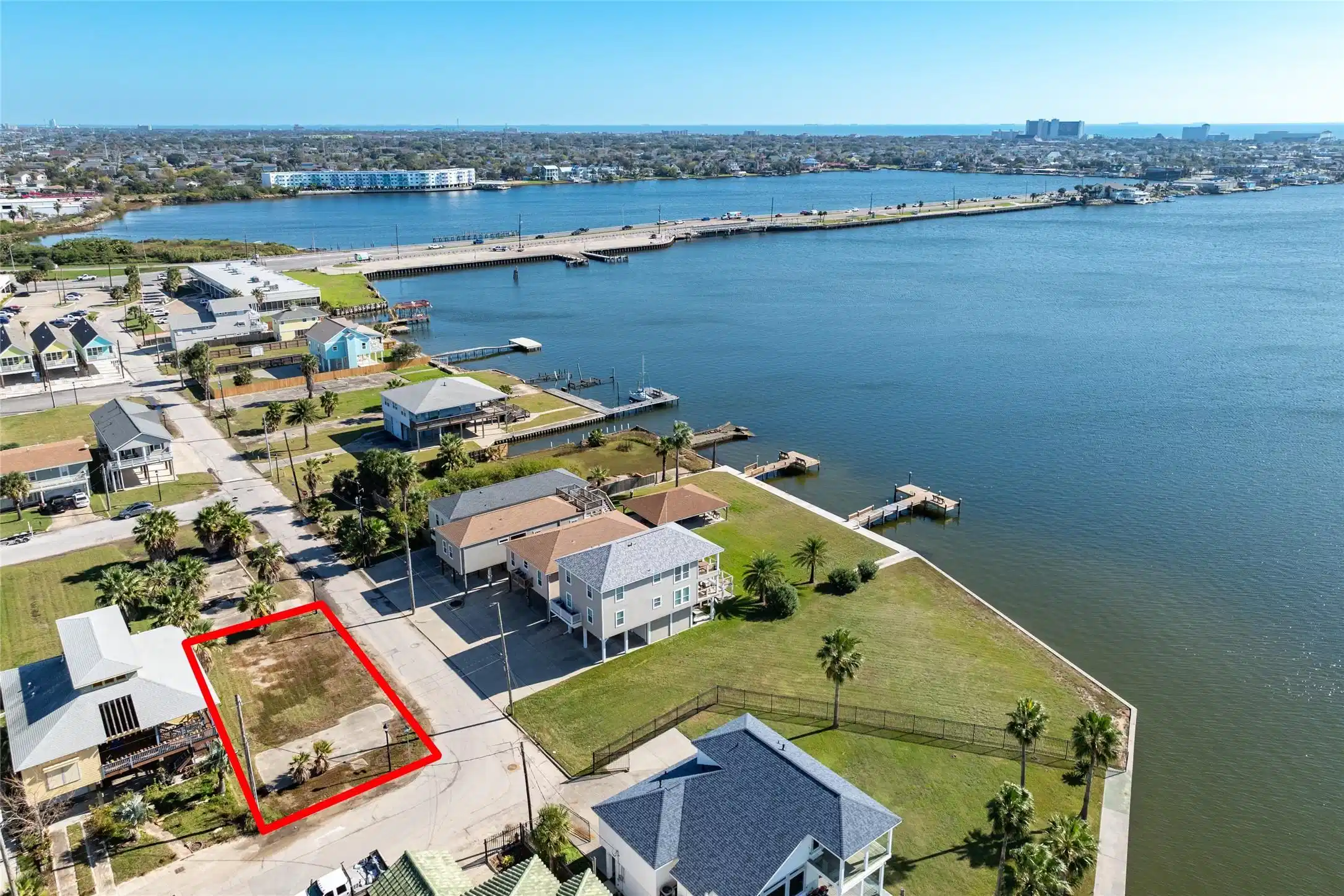 Image 1: Lot location showing East view and 61st street acc