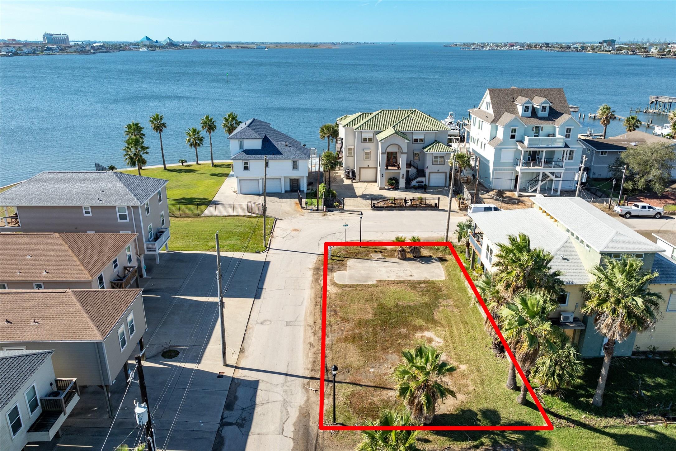 Image 2: Lot location on the corner of 64th and Avenue L.