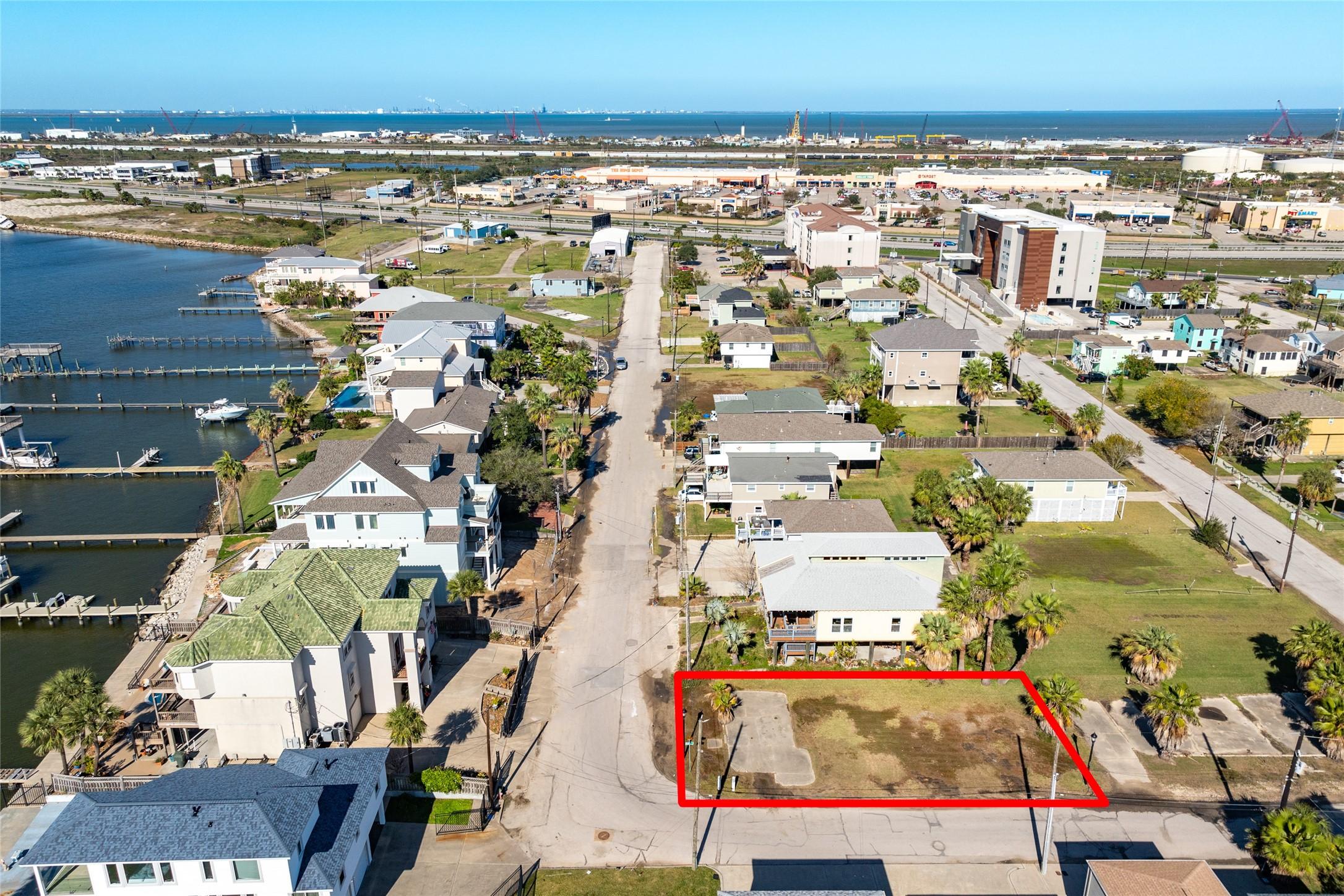 Image 4: Location of lot facing North with I-45 Access.