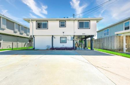 140 Tarpon Street