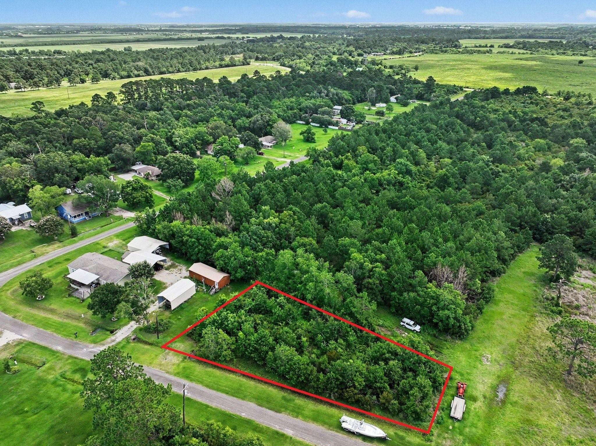 Image 3: Water view lot available - Tract #6