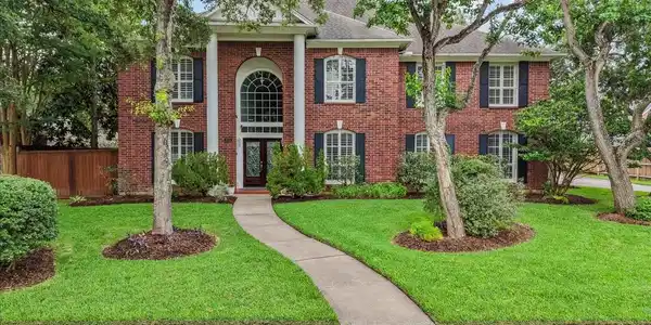 914 Pinewood Lane