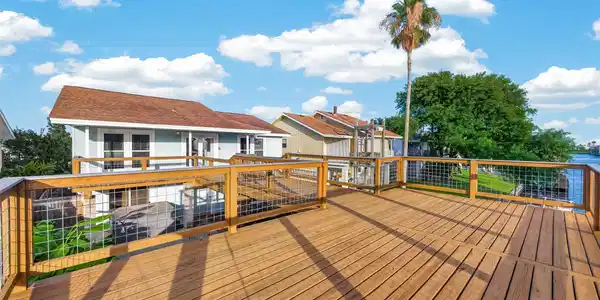 Image 2: Soak up some rays on the newly built expansive roo