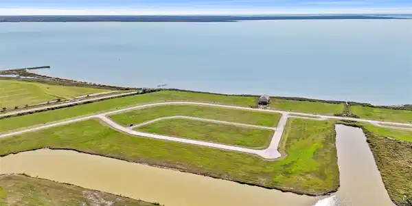 Image 4: Ready for your dream home to be built!
