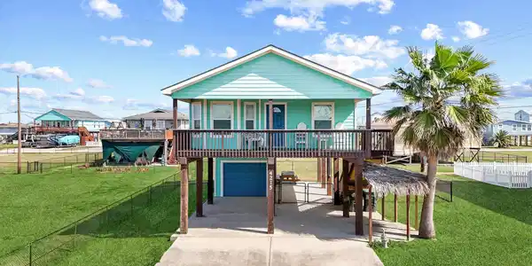 4215 Grayson Drive