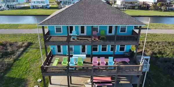 3180 Gulf Castle Drive
