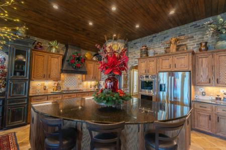 1012 Broad Bay Lane