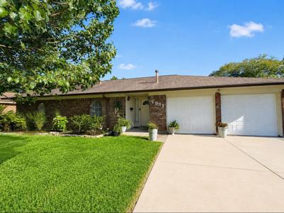 7911 Jonquil Drive