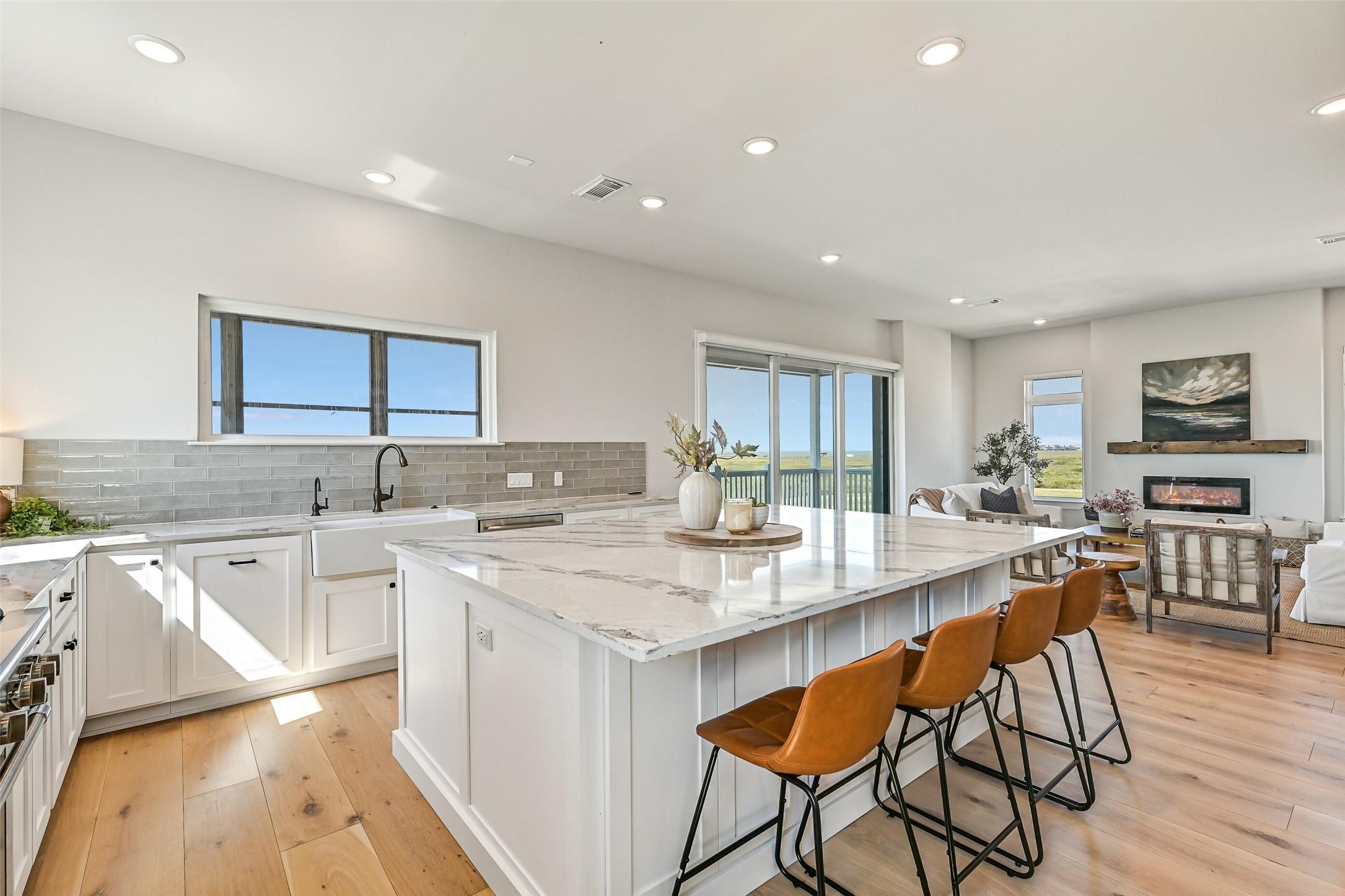 Image 2: STEP INSIDE AND FEEL THE HEARTBEAT OF COASTAL LUXU