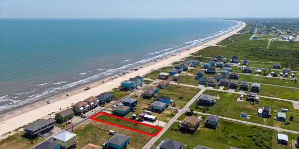 1126 Gulfview Lane