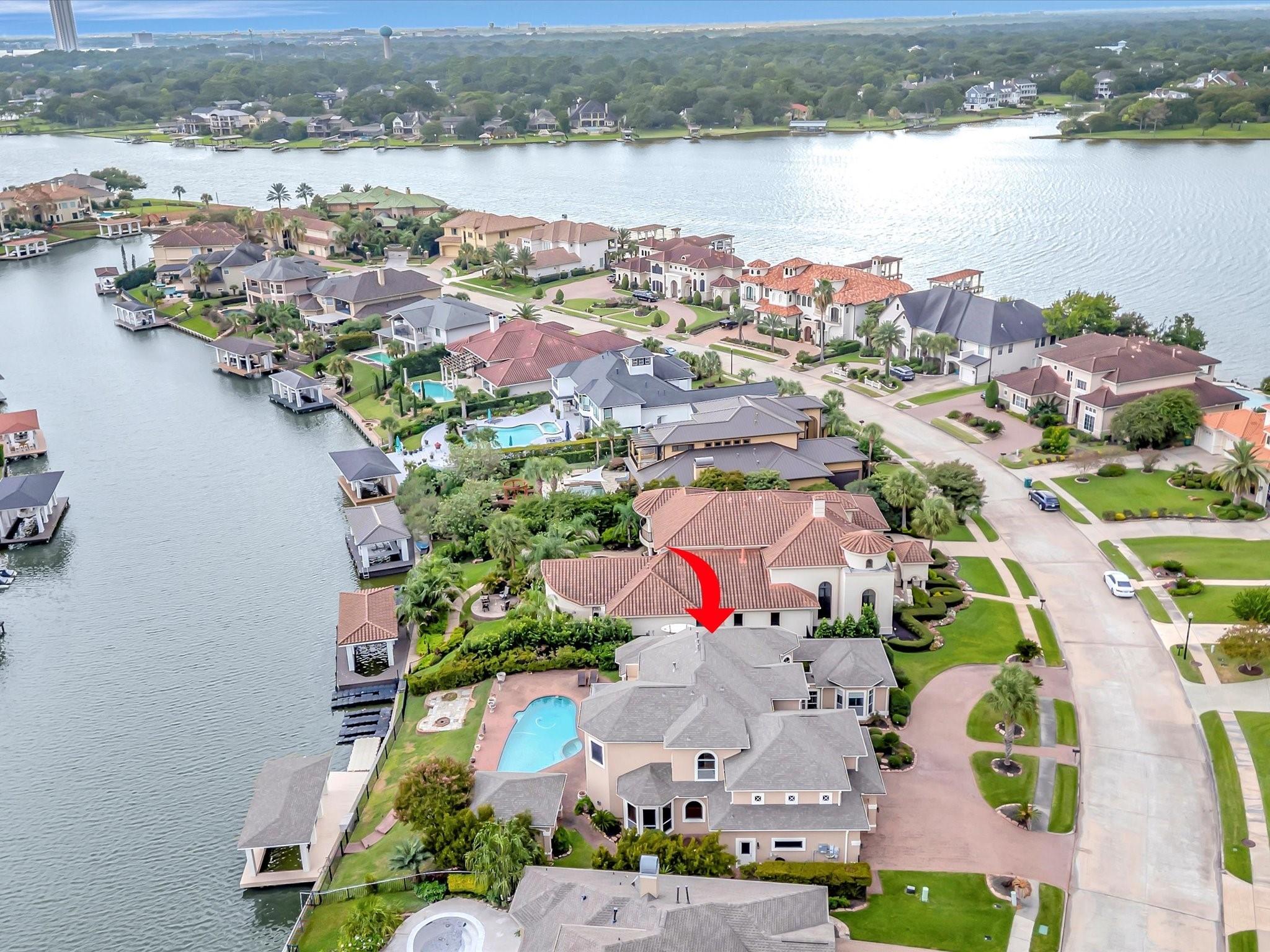 Image 3: Prime waterfront living on Seabrook Island! This a