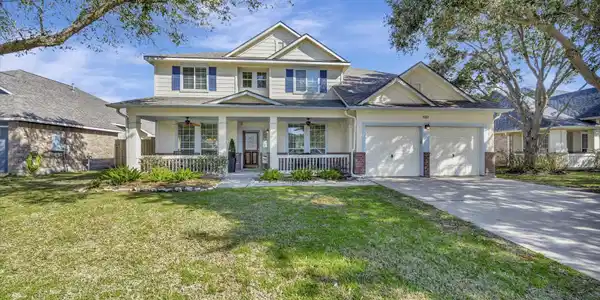1013 Victorian Court
