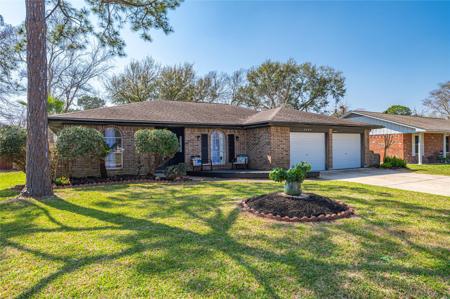 5509 Thornwood Circle